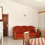 By The Sea Razanj, Rogoznica - 4253 Apartment
