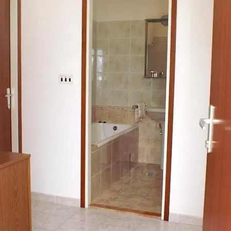 Apartamento By The Sea Razanj, Rogoznica - 4253